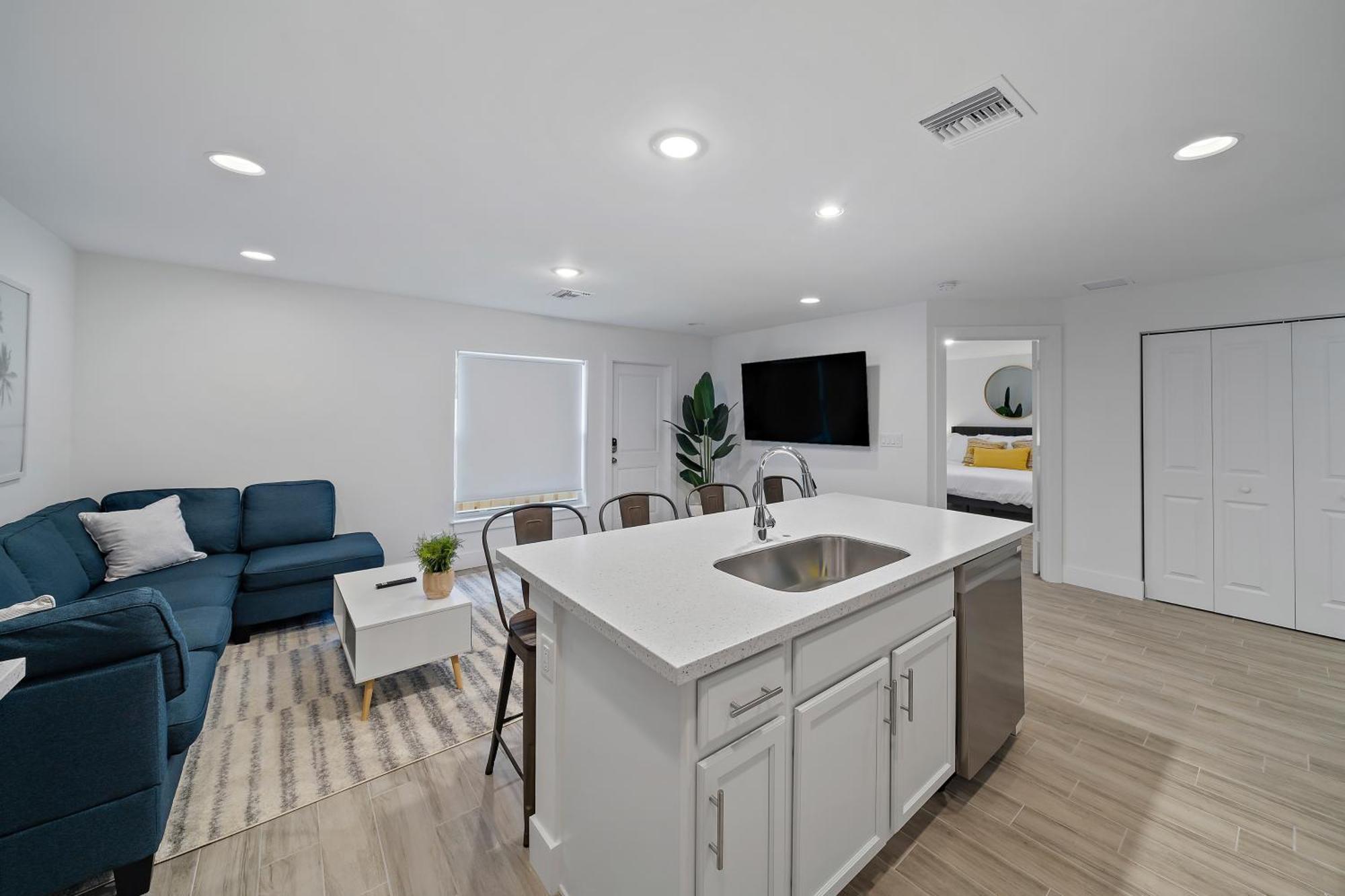 New Construction 10 To 5 To Downtown Casa vacanze