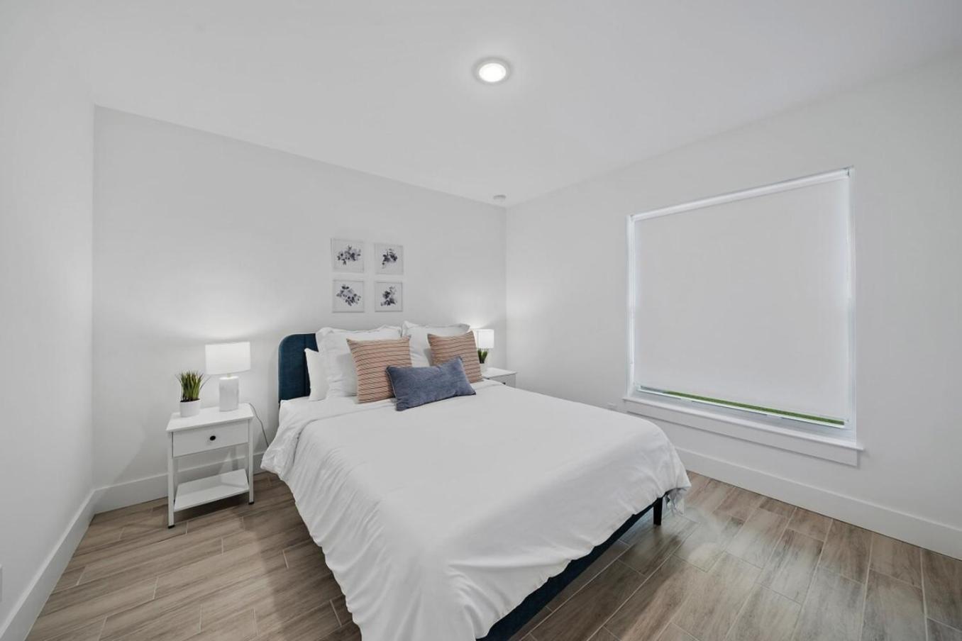 Holiday home New Construction 10 To 5 To Downtown *